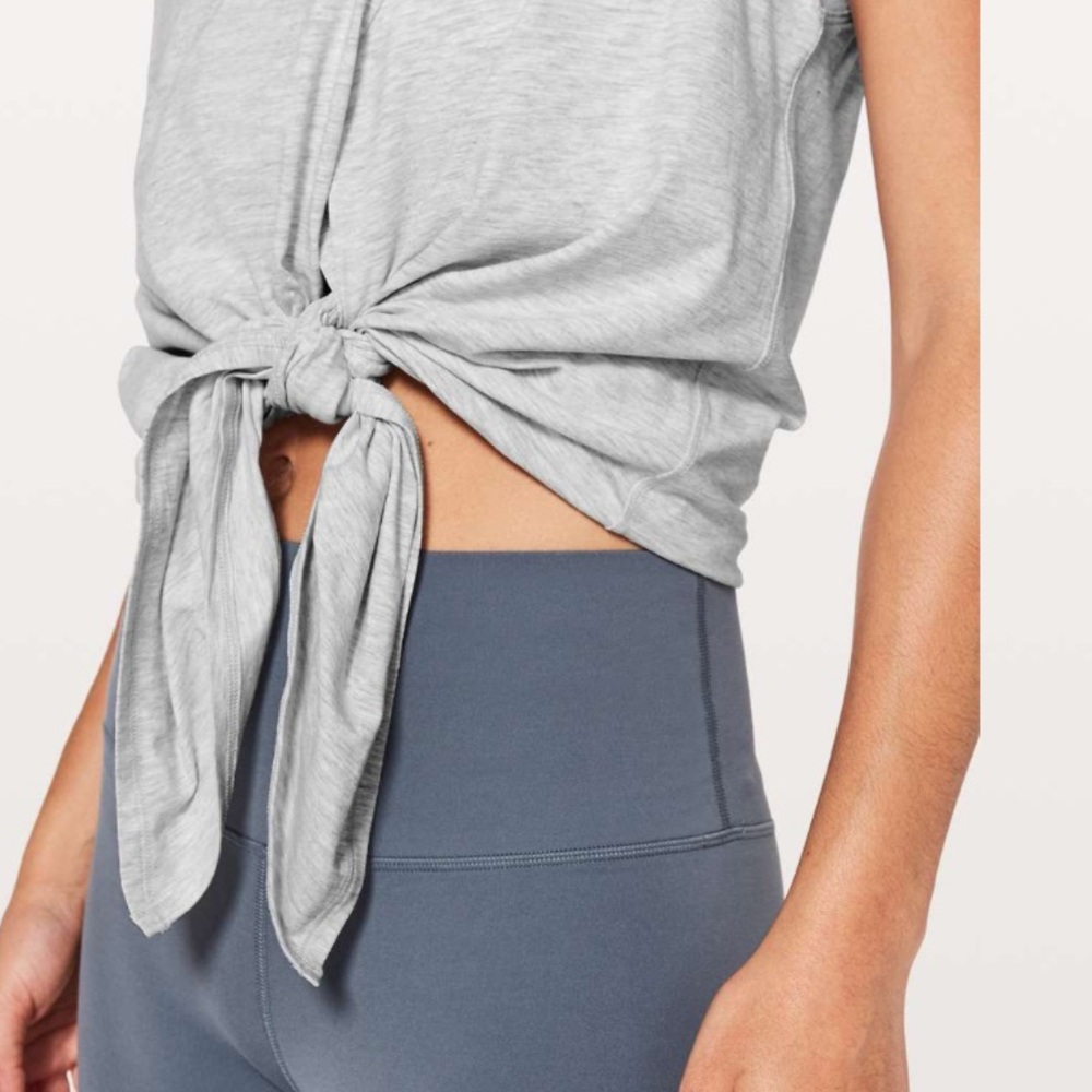 Lululemon Knot A Problem Tank Heathered Core Ultra Light Grey Size 10 - Picture 2 of 12
